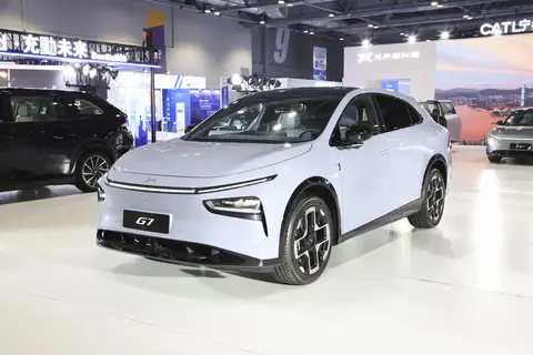 小鹏销量下滑原因找到了！主销车型增长乏力，新款P7只卖了2882辆